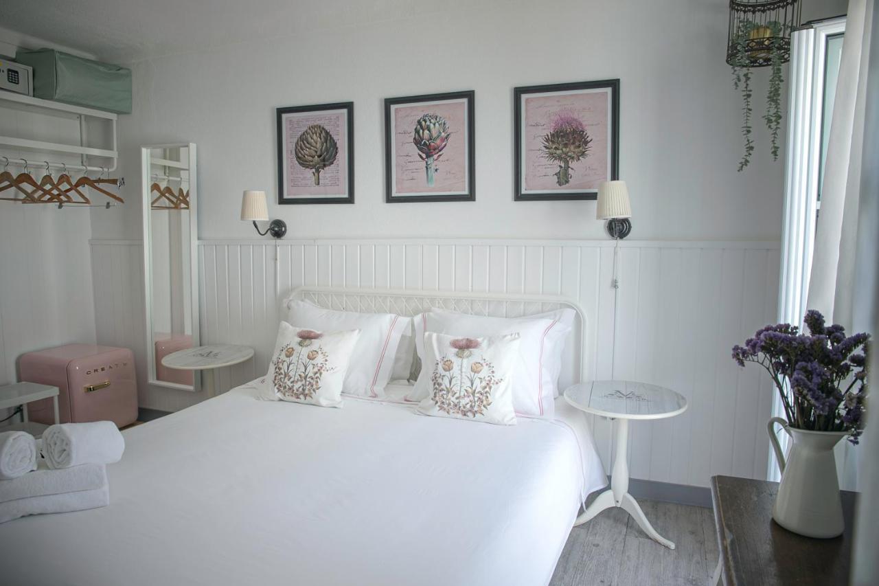 Vinnus Guesthouse Ericeira Exteriör bild