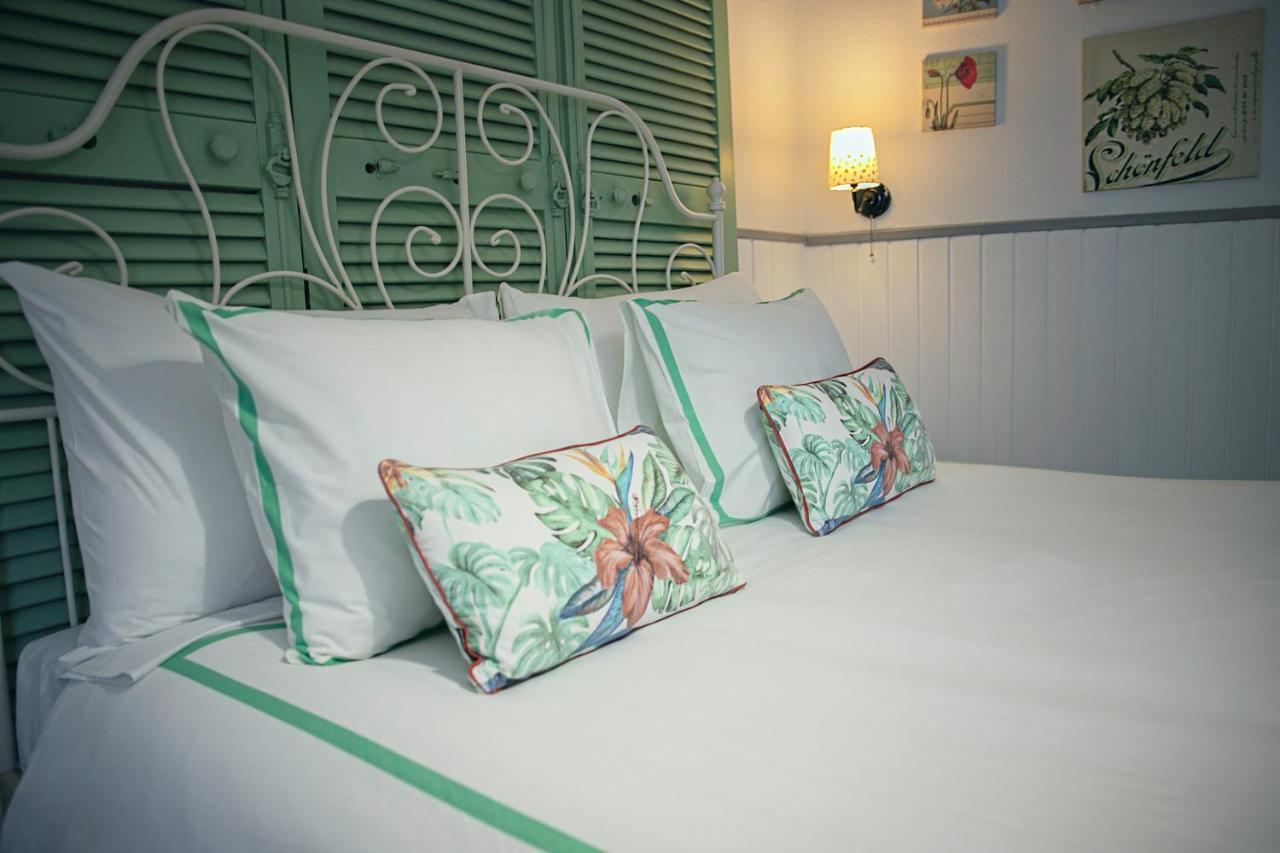 Vinnus Guesthouse Ericeira Exteriör bild