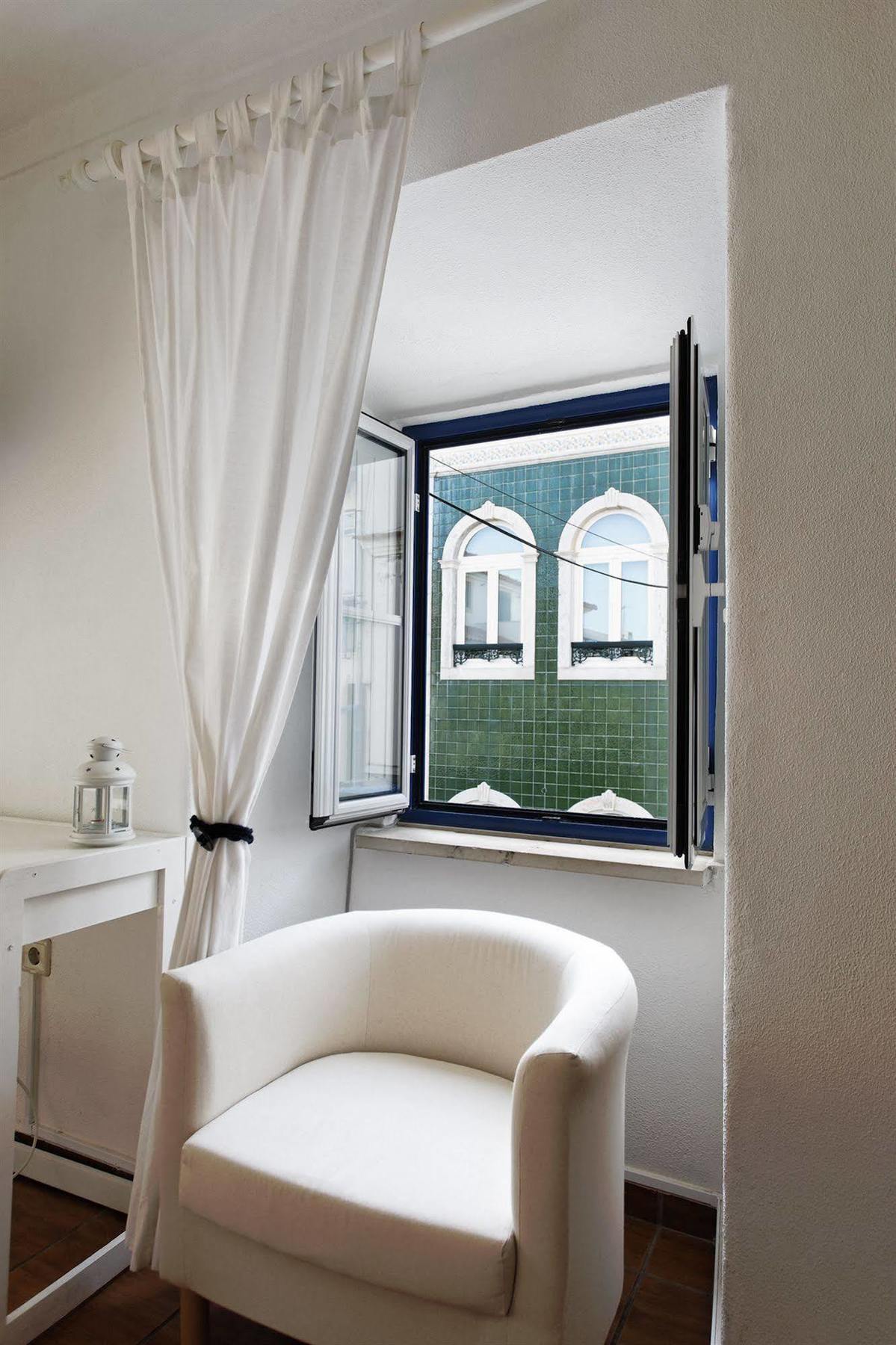 Vinnus Guesthouse Ericeira Exteriör bild